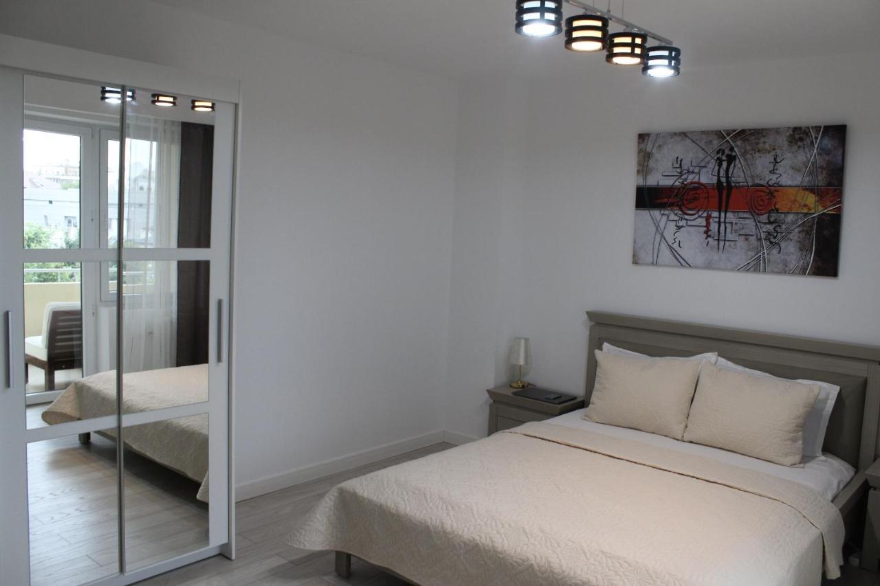 Luxury City Center Apartment - Romana Bucarest Extérieur photo