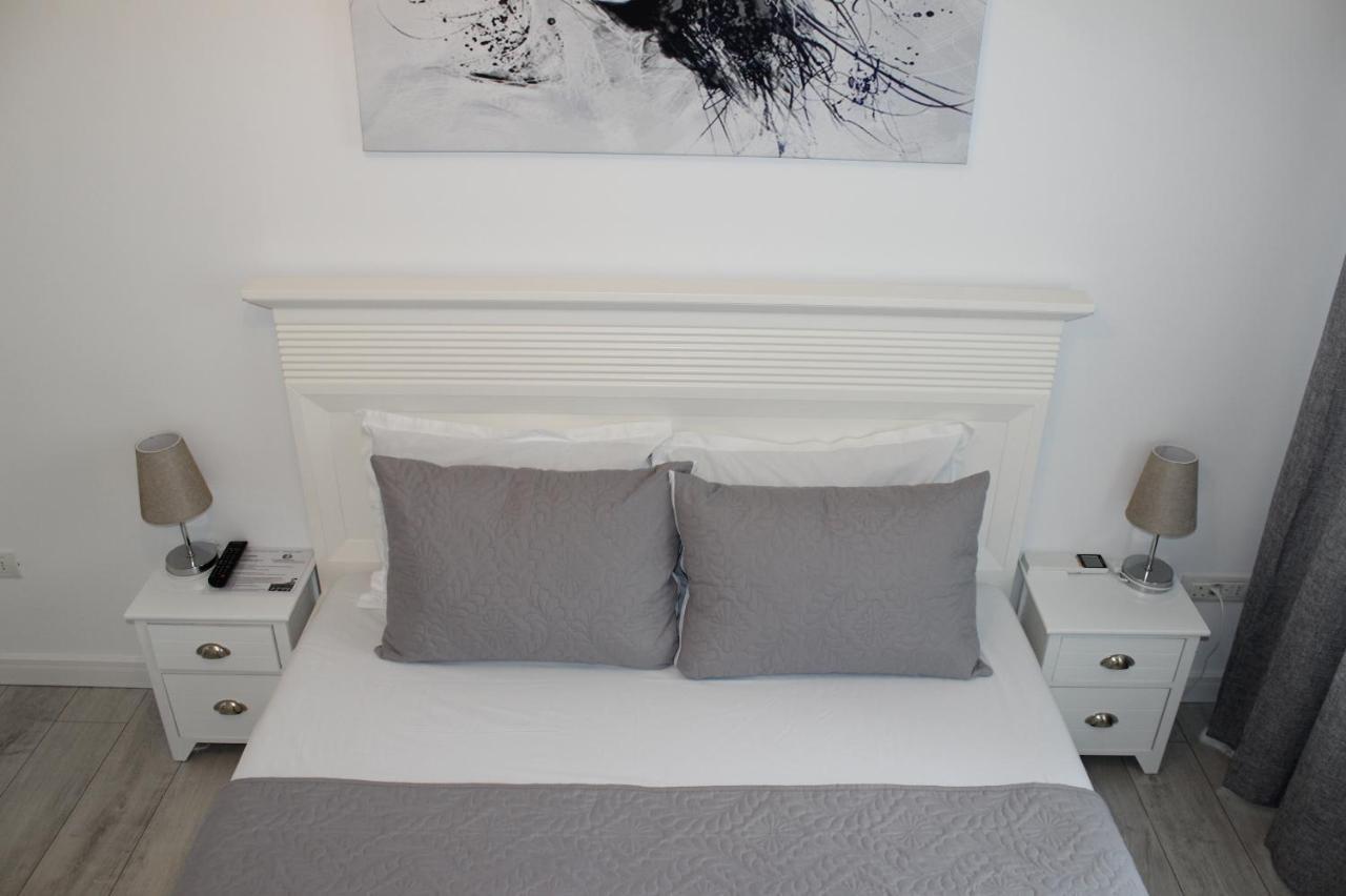 Luxury City Center Apartment - Romana Bucarest Extérieur photo
